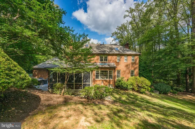 $2,295,000 | 1109 Old Cedar Road, McLean, VA 22102