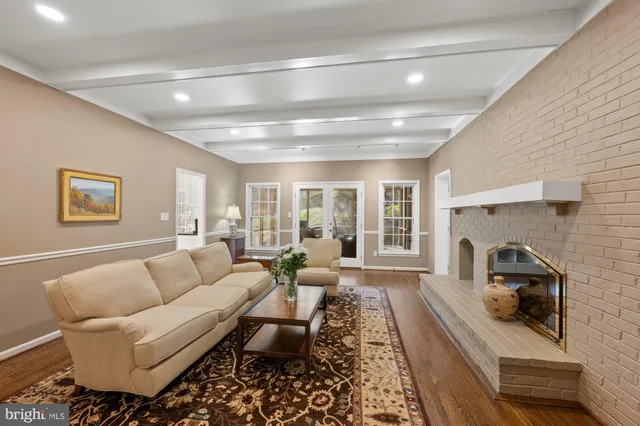 $2,295,000 | 1109 Old Cedar Road, McLean, VA 22102