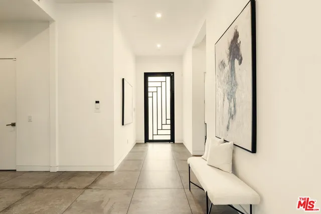 $3,450,000 | 458 South Mansfield Avenue, Los Angeles, CA 90036