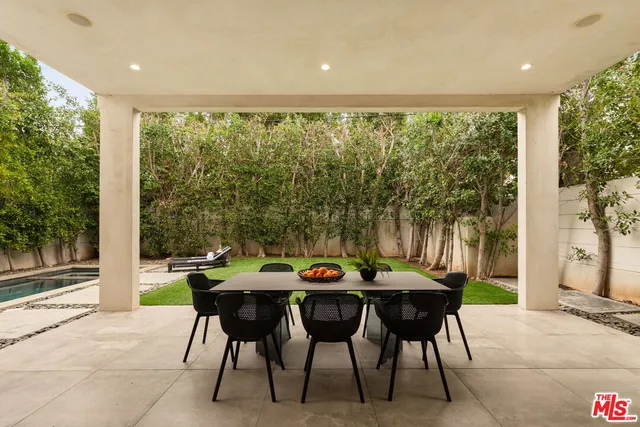 $3,450,000 | 458 South Mansfield Avenue, Los Angeles, CA 90036