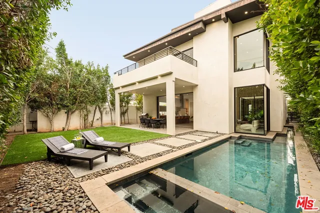 $3,450,000 | 458 South Mansfield Avenue, Los Angeles, CA 90036