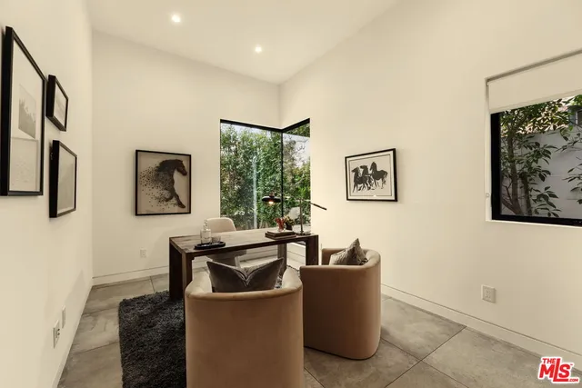 $3,450,000 | 458 South Mansfield Avenue, Los Angeles, CA 90036