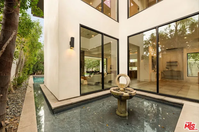 $3,450,000 | 458 South Mansfield Avenue, Los Angeles, CA 90036