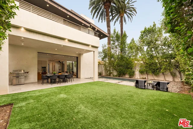 $3,450,000 | 458 South Mansfield Avenue, Los Angeles, CA 90036