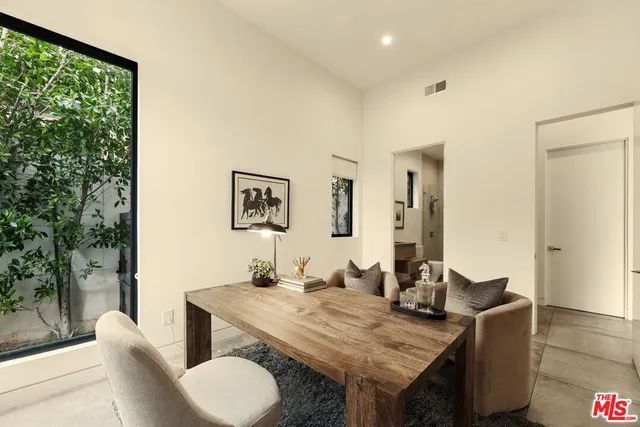 $3,450,000 | 458 South Mansfield Avenue, Los Angeles, CA 90036