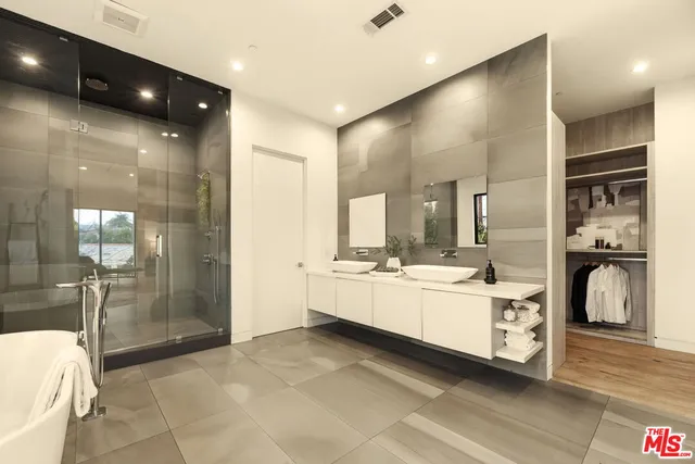 $3,450,000 | 458 South Mansfield Avenue, Los Angeles, CA 90036