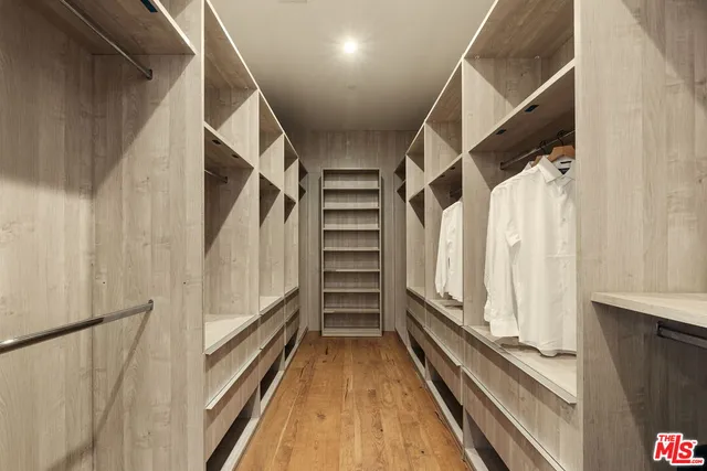 $3,450,000 | 458 South Mansfield Avenue, Los Angeles, CA 90036