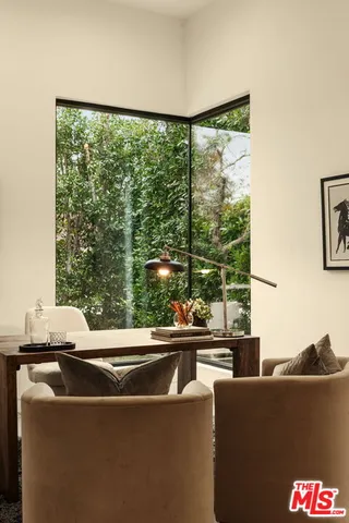 $3,450,000 | 458 South Mansfield Avenue, Los Angeles, CA 90036