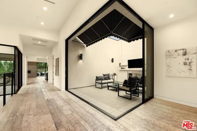 $3,450,000 | 458 South Mansfield Avenue, Los Angeles, CA 90036