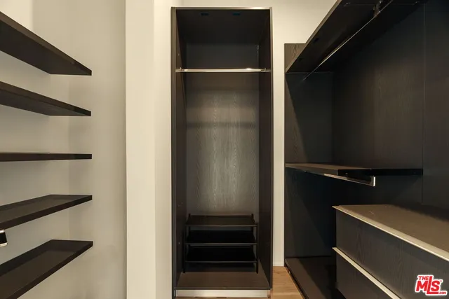 $3,450,000 | 458 South Mansfield Avenue, Los Angeles, CA 90036