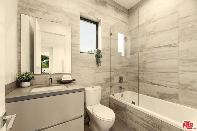 $3,450,000 | 458 South Mansfield Avenue, Los Angeles, CA 90036