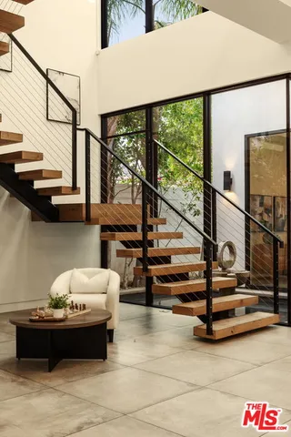 $3,450,000 | 458 South Mansfield Avenue, Los Angeles, CA 90036