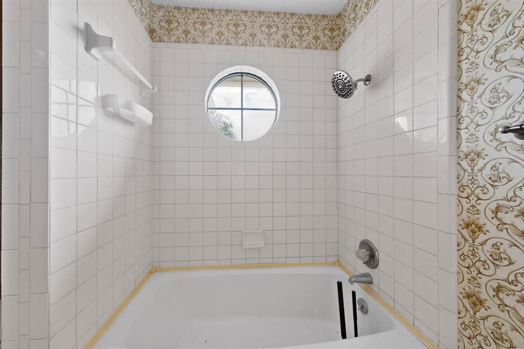 180 Annetta Road Willow Park, TX 76087 - Photo 20 of 39