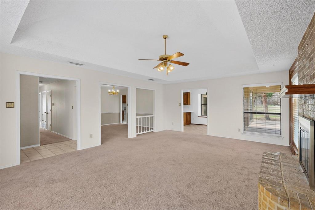 180 Annetta Road Willow Park, TX 76087 - Photo 7 of 39