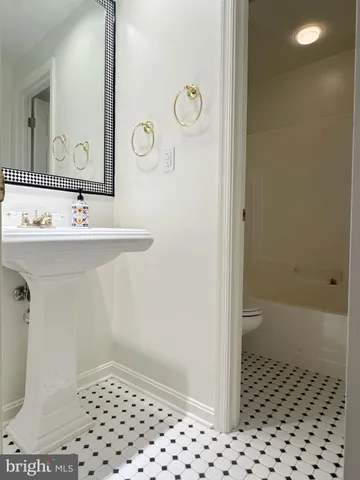 $1,850 | 12720 Knightsbridge Drive, Woodbridge, VA 22192