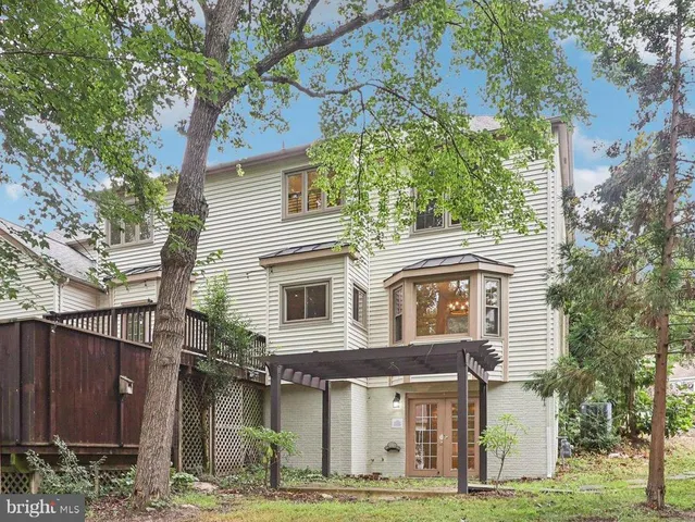 $1,850 | 12720 Knightsbridge Drive, Woodbridge, VA 22192