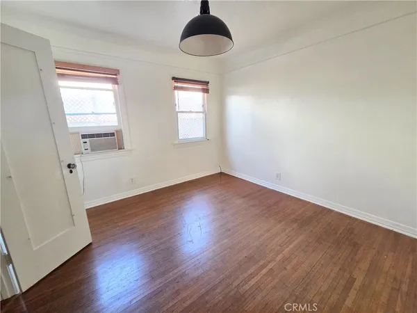 $3,900 | 2068 San Francisco Avenue, Long Beach, CA 90806