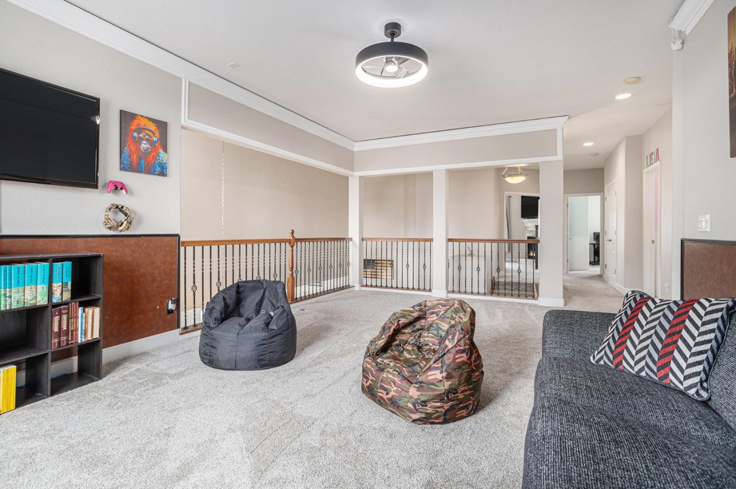 130 Ridge Crest Court Oakley, CA 94561 - Photo 32 of 59 a living room with furniture