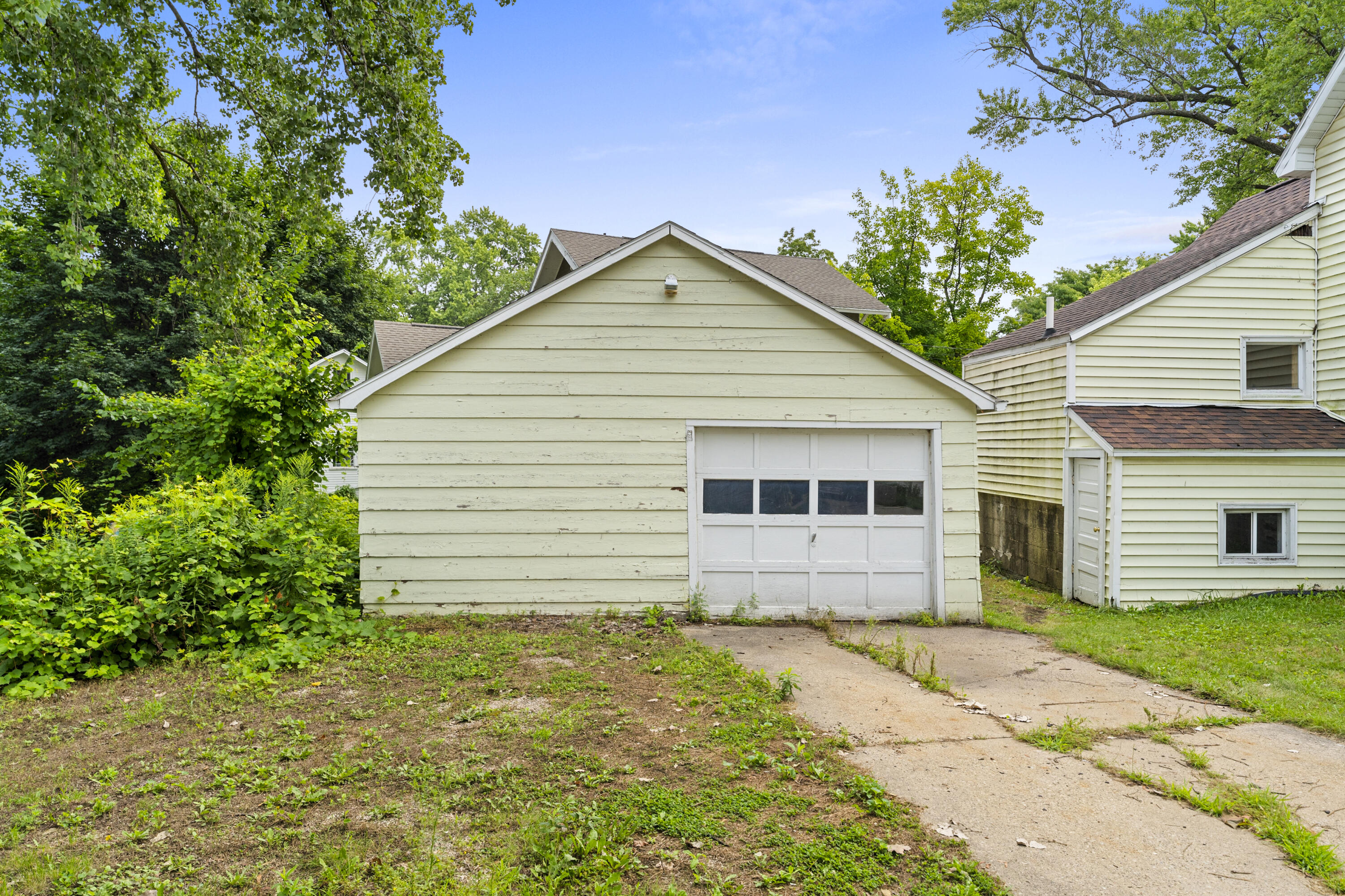 1016 East Vine Street Appleton, WI 54911 - Photo 37 of 46 007-1016EastVineStreet-Appleton-WI-54911