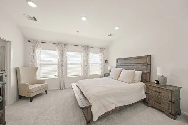 $2,300 | 3019 Live Spgs Way, Rosenberg, TX 77471