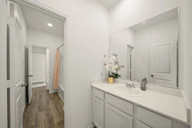 $2,300 | 3019 Live Spgs Way, Rosenberg, TX 77471