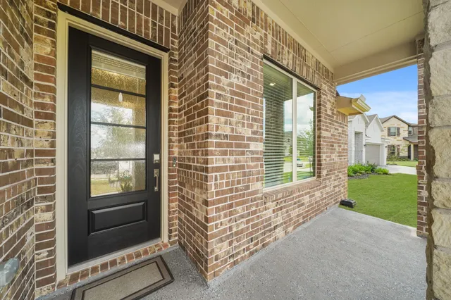 $2,300 | 3019 Live Spgs Way, Rosenberg, TX 77471