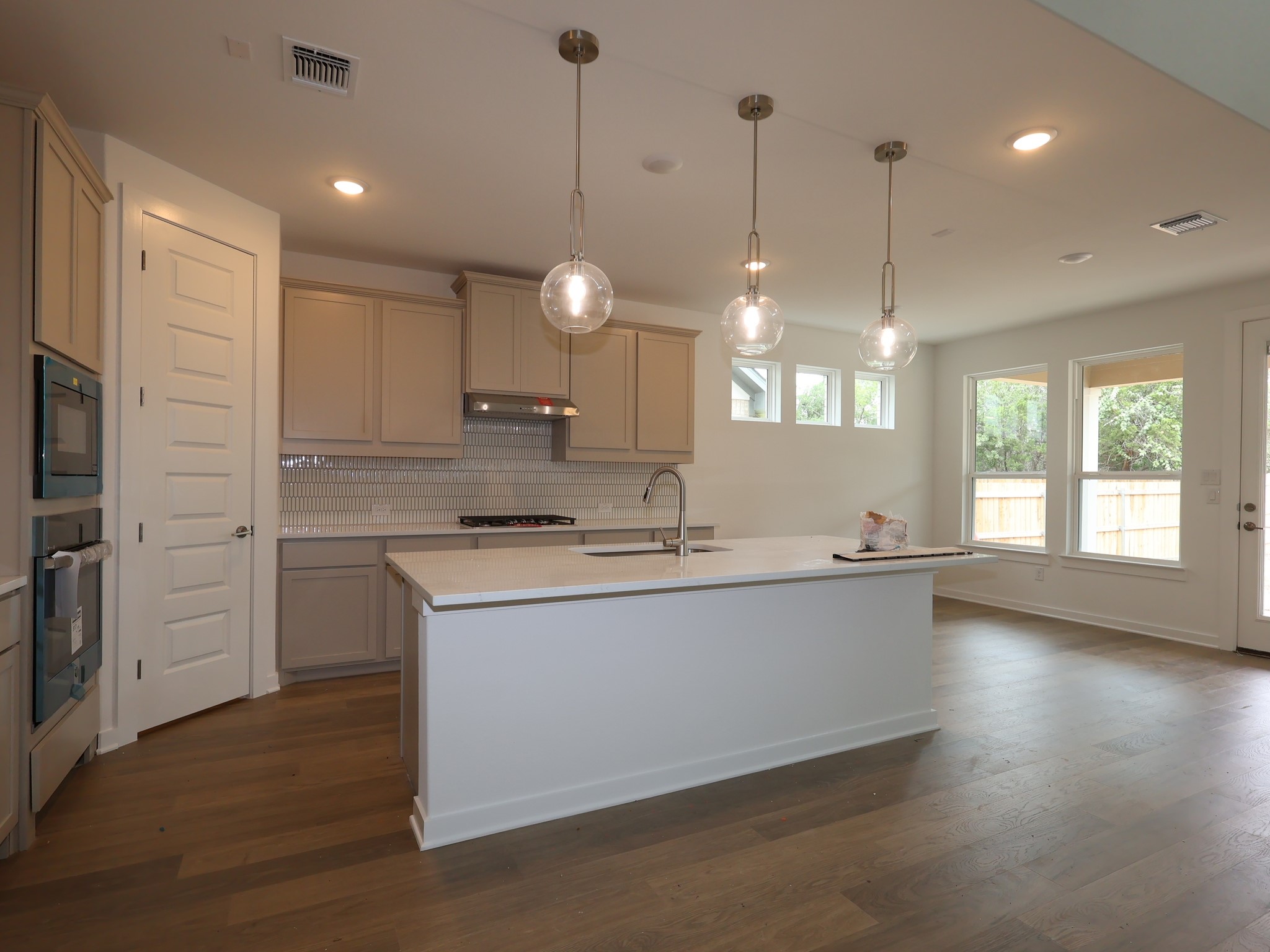 3721 Helena Way Leander, TX 78641 - Photo 5 of 19
