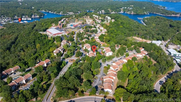 $189,900 | 49 East Casa Seville Drive, Unit 2B, Lake Ozark, MO 65049