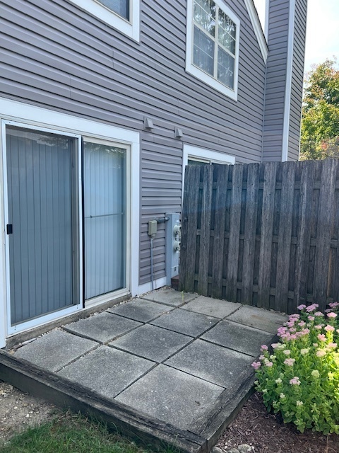 1226 North Knollwood Drive Palatine, IL 60067 - Photo 2 of 19