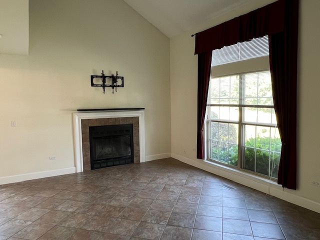 1226 North Knollwood Drive Palatine, IL 60067 - Photo 4 of 19