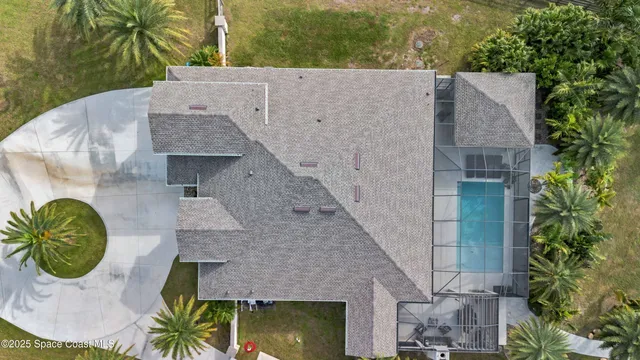 a view of a lake with outdoor space