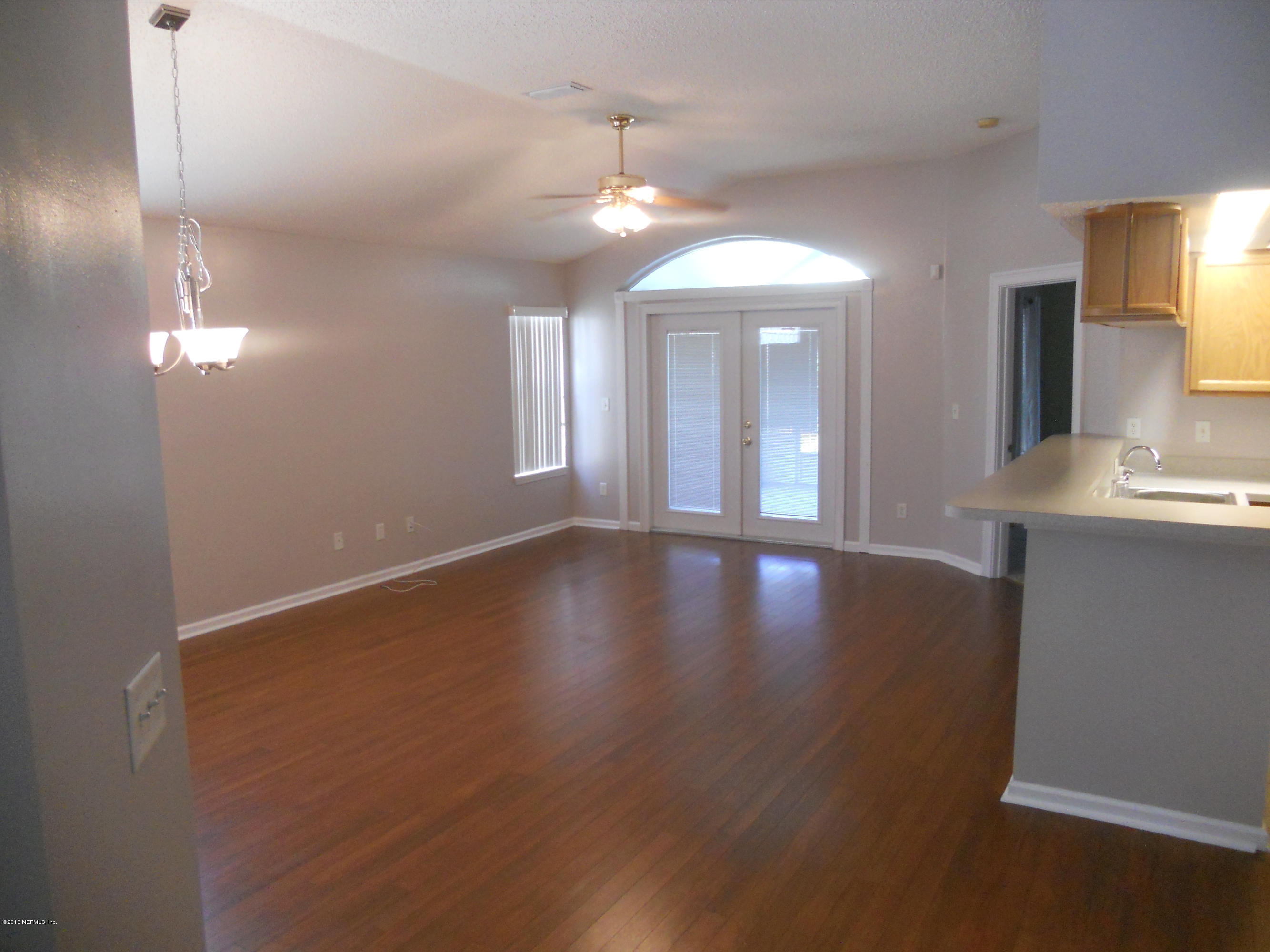 1113 Creeks Ridge Road Jacksonville, FL 32225 - Photo 4 of 21 DSCN2645
