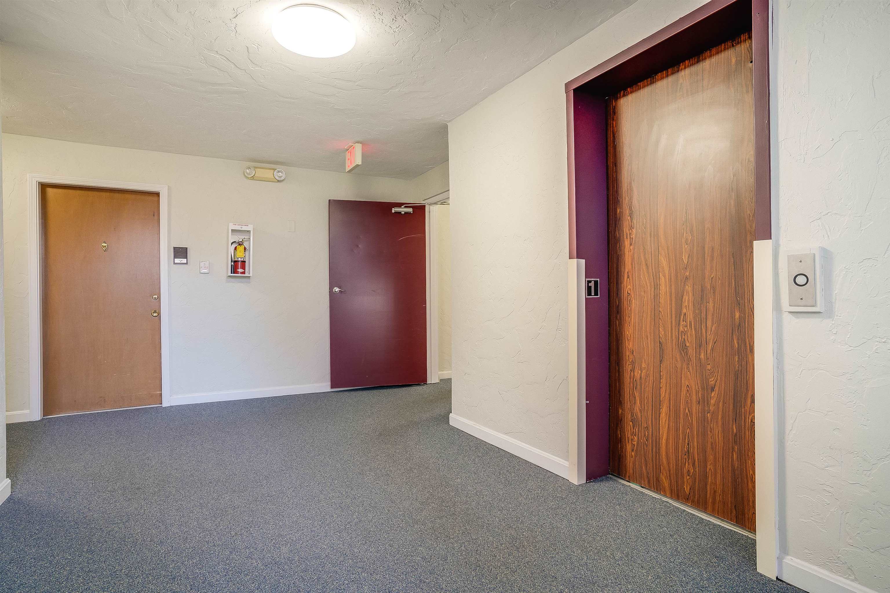 310 Brook Village Road, Unit 24 Nashua, NH 03062 - Photo 14 of 29 Gallery Image 14