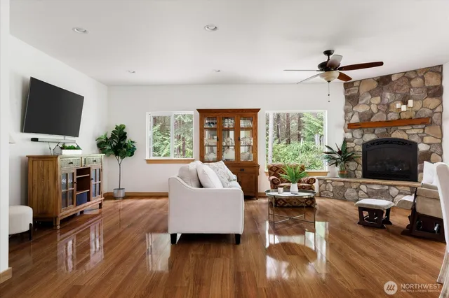 $774,000 | 125 Parker Wood Lane, Coupeville, WA 98239