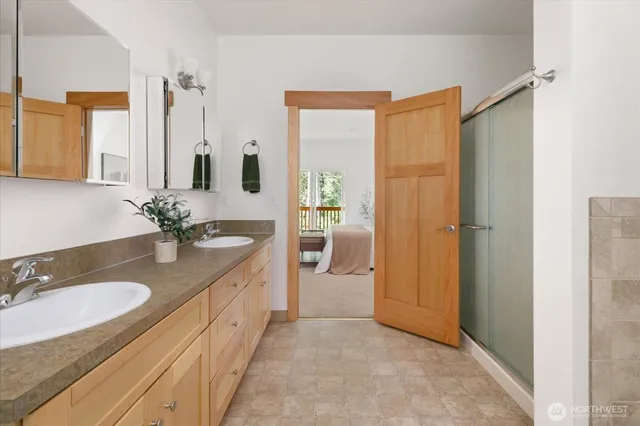 $774,000 | 125 Parker Wood Lane, Coupeville, WA 98239