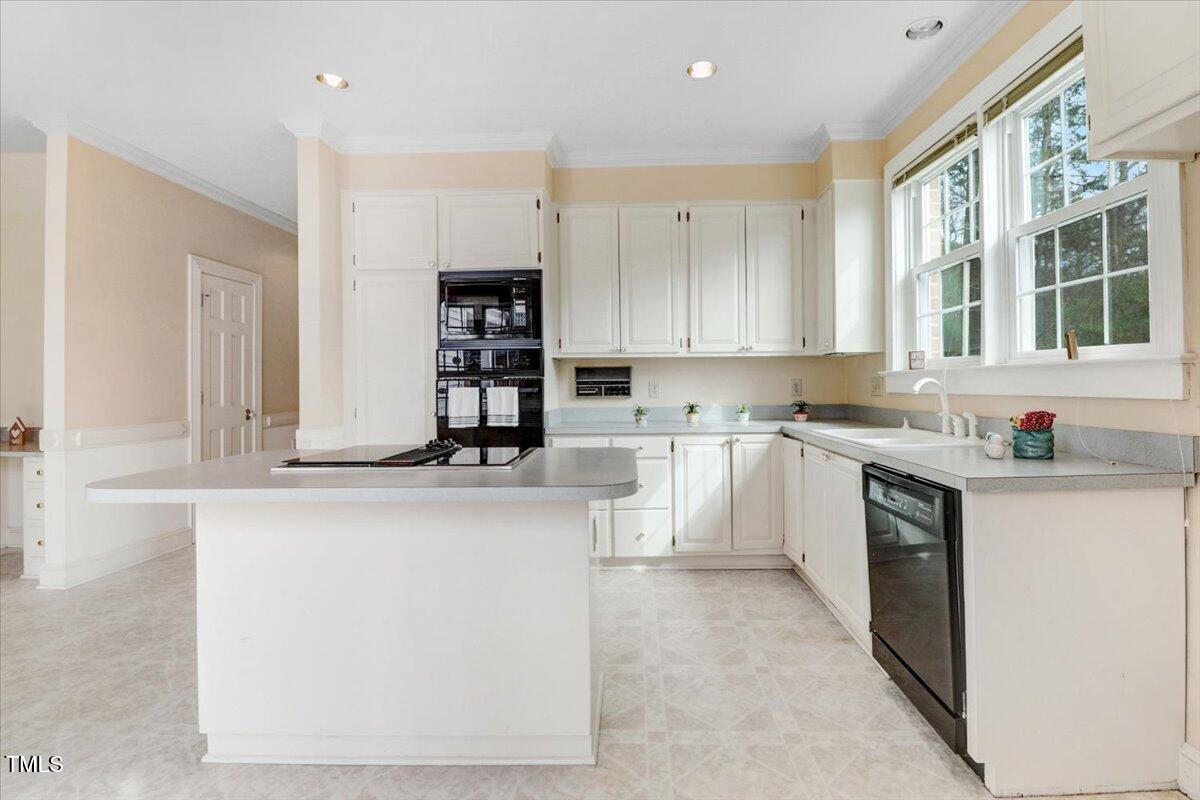 2902 Steeple Chase Road North Wilson, NC 27896 - Photo 17 of 70 Kitchen
