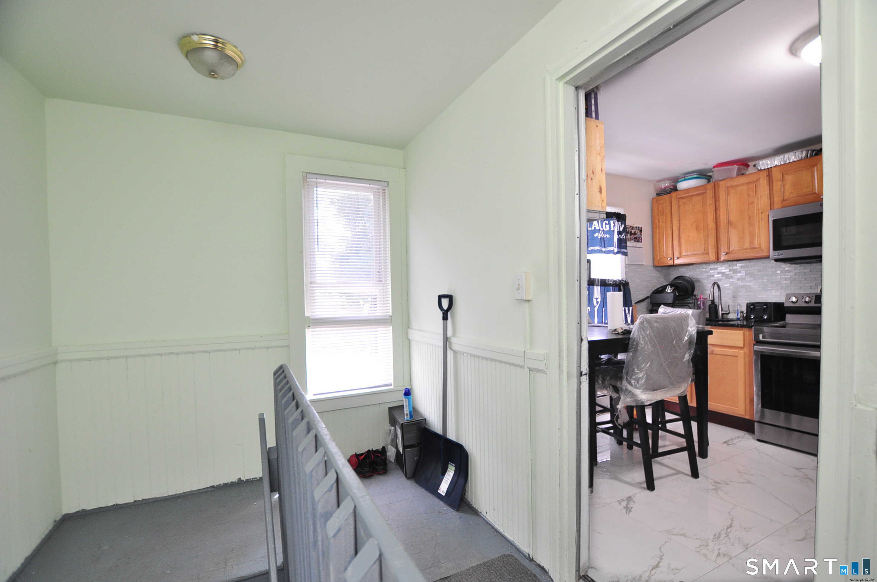 24 Garden Street Meriden, CT 06451 - Photo 18 of 35