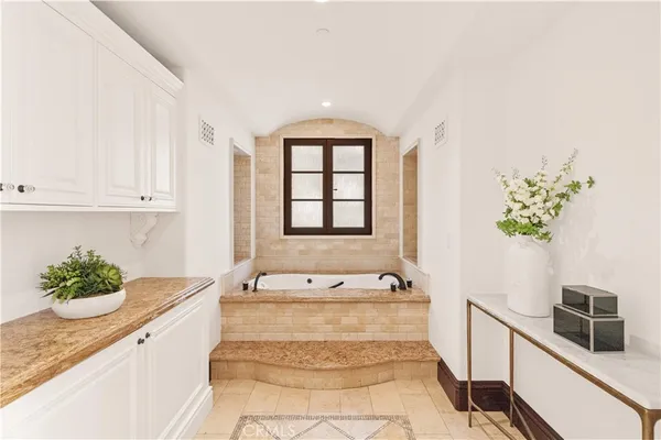 $16,999,999 | 51 Echo, Irvine, CA 92603