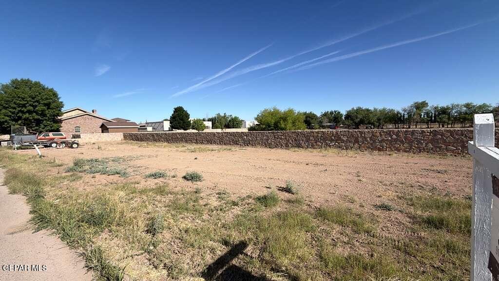 1006 Maximo Street El Paso, TX 79932 - Photo 3 of 8 Maximo and Westside 2026-04-24 at 9.11.