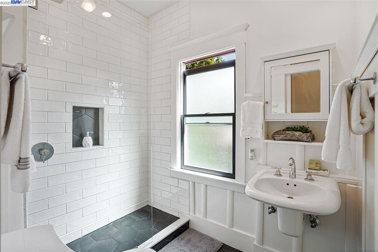 1166 Sherman Street Alameda, CA 94501 - Photo 17 of 34