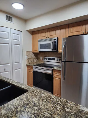 $2,250 | 6777 Heritage Boynton Beach, Unit 1208, Boynton Beach, FL 33437