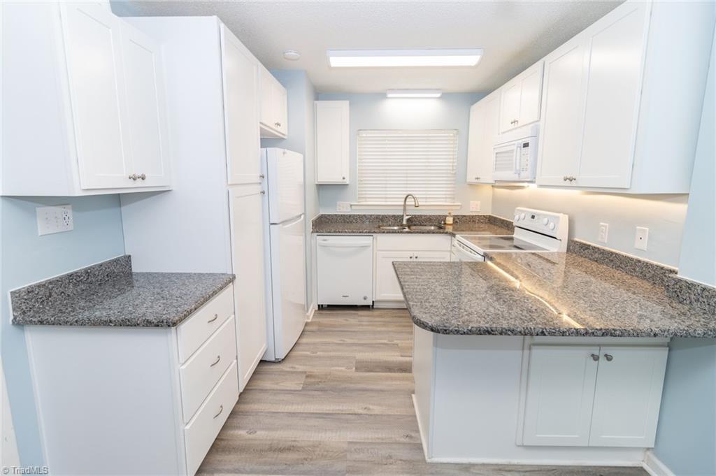 2233 Shadow Valley Road, Unit A High Point, NC 27265 - Photo 3 of 27