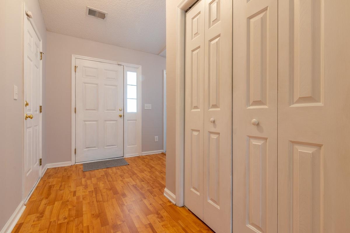 327 Dunning Road Summerville, SC 29486 - Photo 3 of 27 IMG_5673