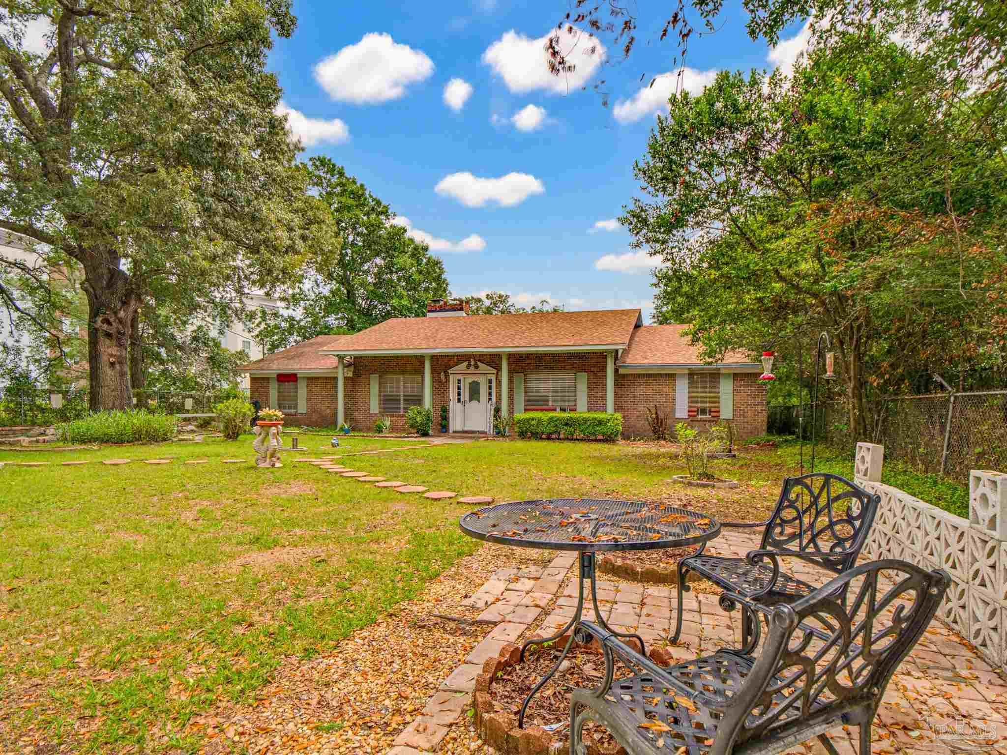 8246 Chellie Road Pensacola, FL 32526 - Photo 9 of 69
