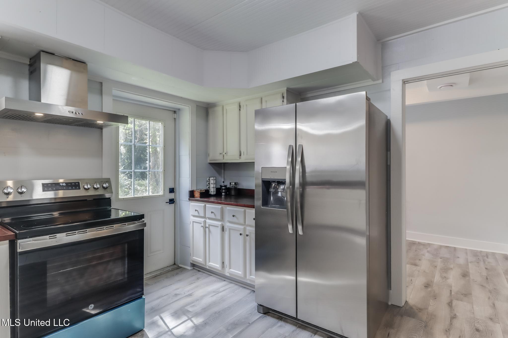 12778 Tiffany Lane Biloxi, MS 39532 - Photo 13 of 40 IMG_1363