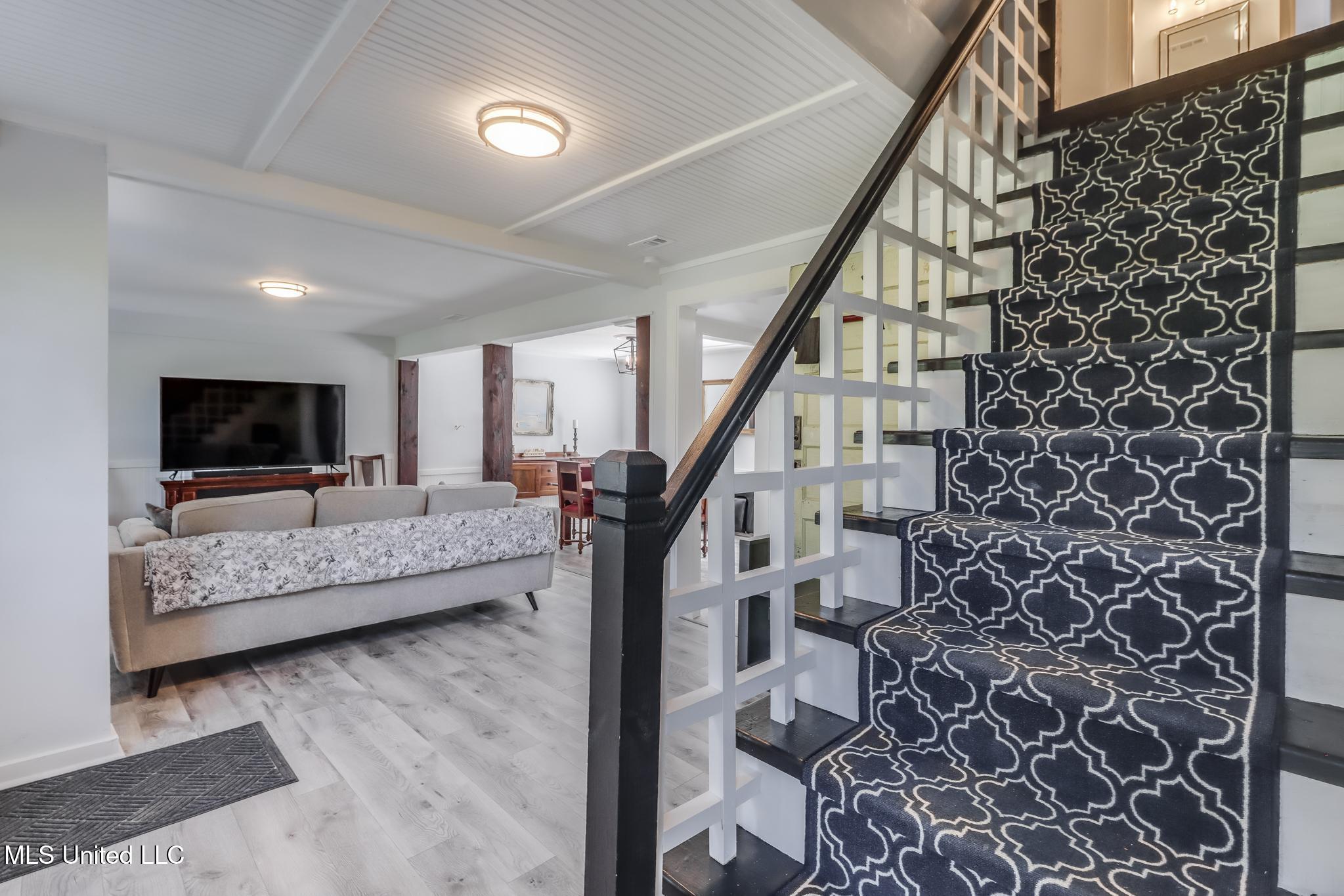 12778 Tiffany Lane Biloxi, MS 39532 - Photo 17 of 40 IMG_1381