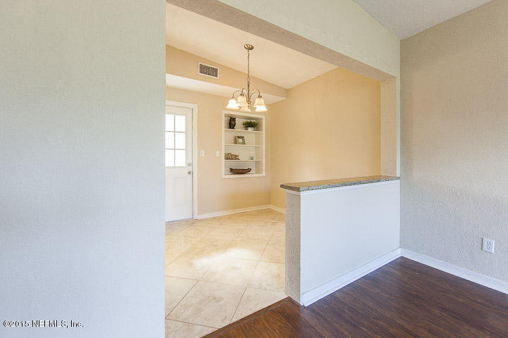 1246 Ibis Road Jacksonville, FL 32216 - Photo 13 of 50 Ibis_Joy_Williams-027