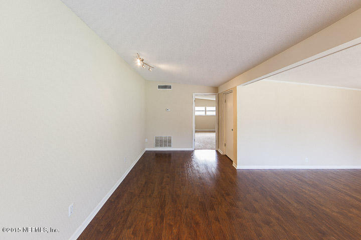 1246 Ibis Road Jacksonville, FL 32216 - Photo 5 of 50 Ibis_Joy_Williams-010
