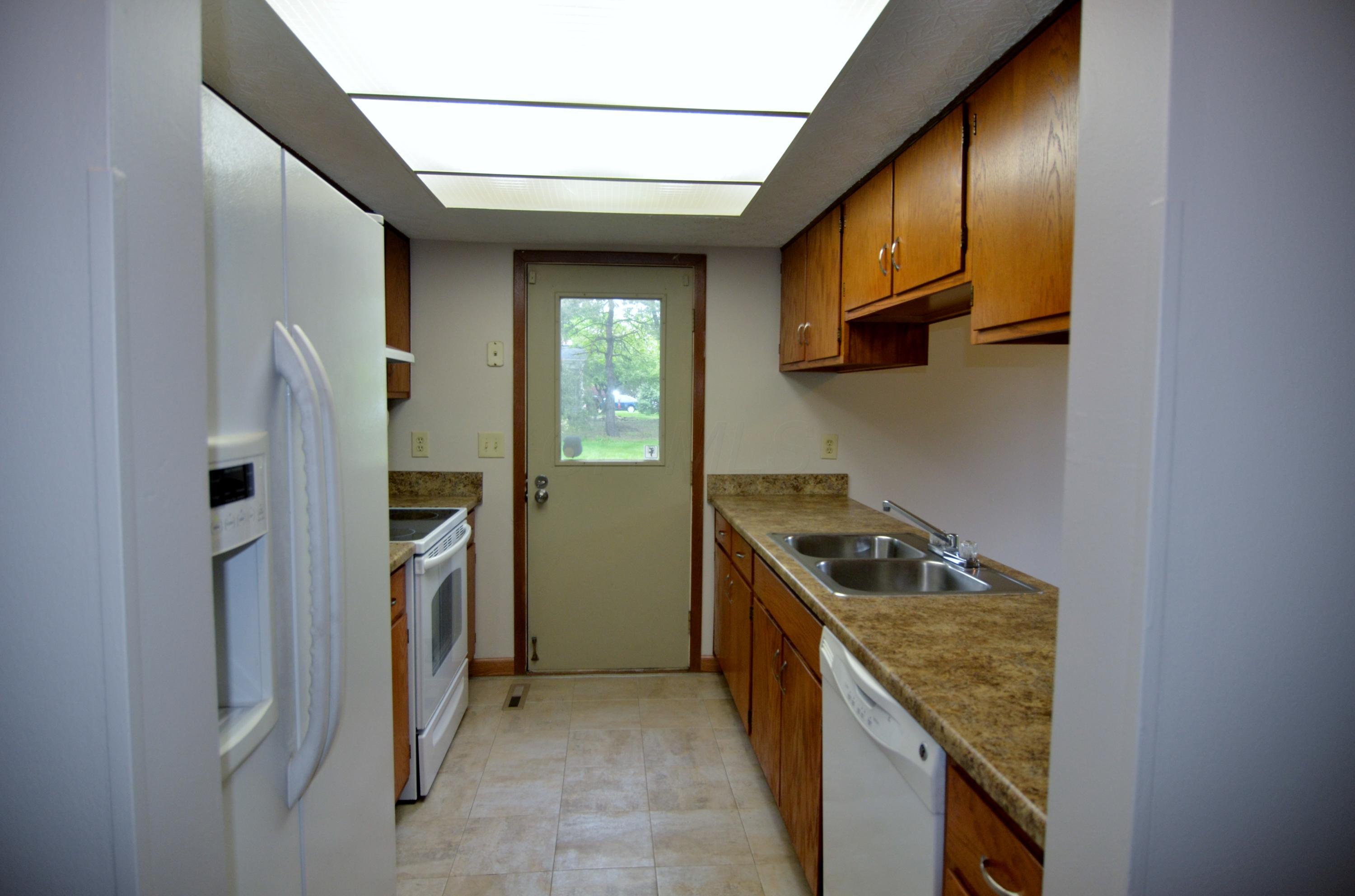 16 Ravine Ridge Drive South Powell, OH 43065 - Photo 5 of 17