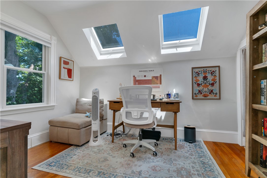 3 Sycamore Street Newport, RI 02840 - Photo 23 of 41